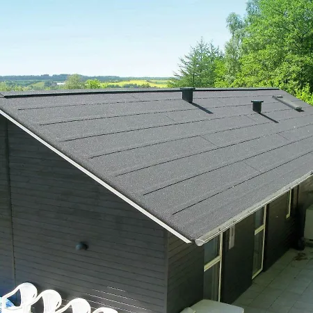 Holiday home Three-bedroom Holiday In Logstrup 2 Hjarbaek