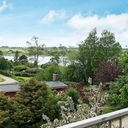 Three-bedroom Holiday In Logstrup 2 *