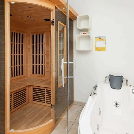 Three-bedroom Holiday In Logstrup 2 *